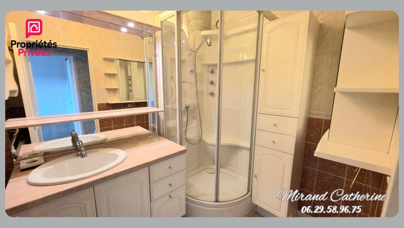 TROYES Appartement  centre ville 86 m² - 5 pièces 8