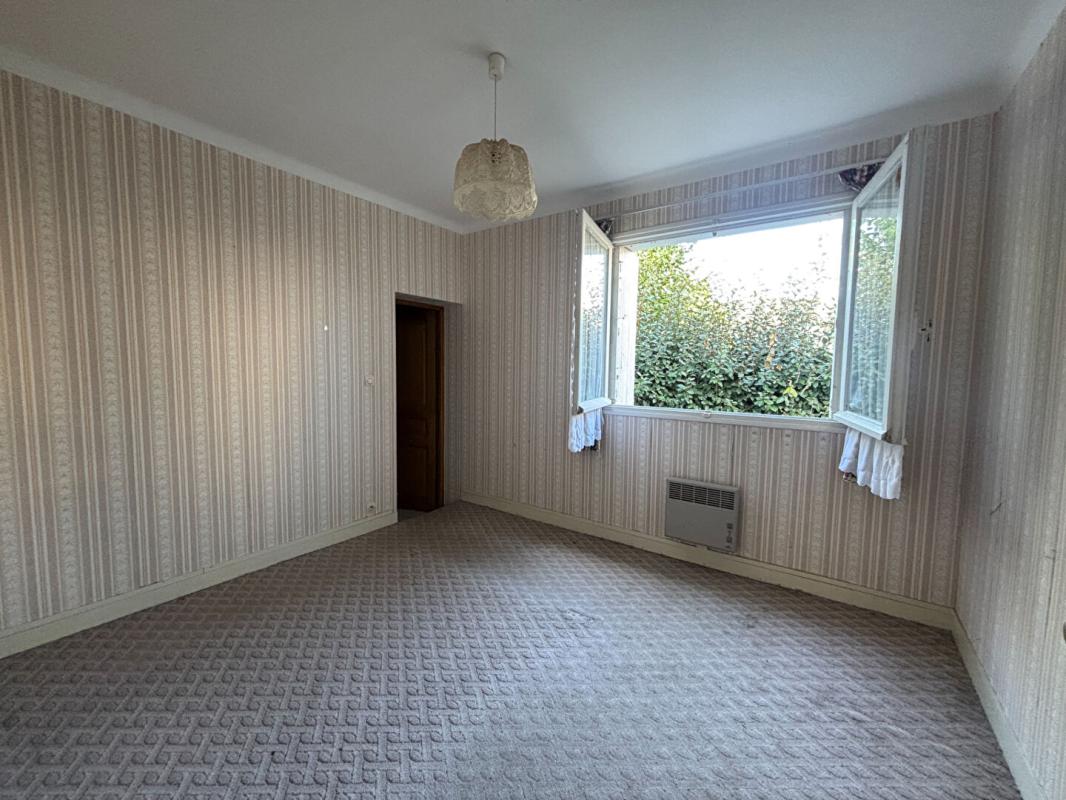 ARZON Bilgroix! Propriété à rénover avec jardin arboré 7