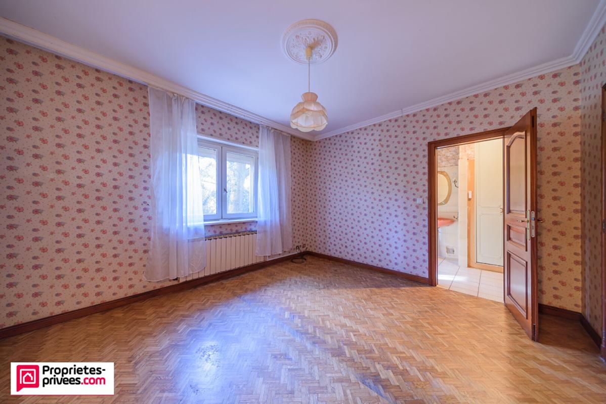 SCY-CHAZELLES Maison Scy-Chazelles 10 pièces 12