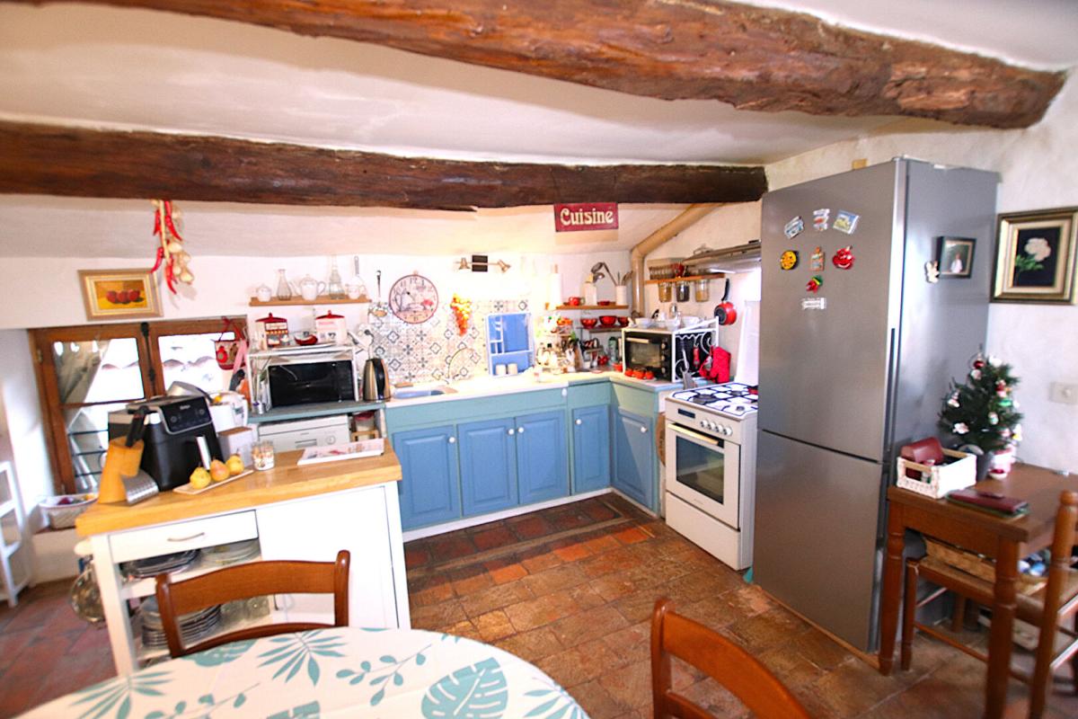 OCTON Maison de village pittoresque sur la colline de type 5 sur 105 m2 6