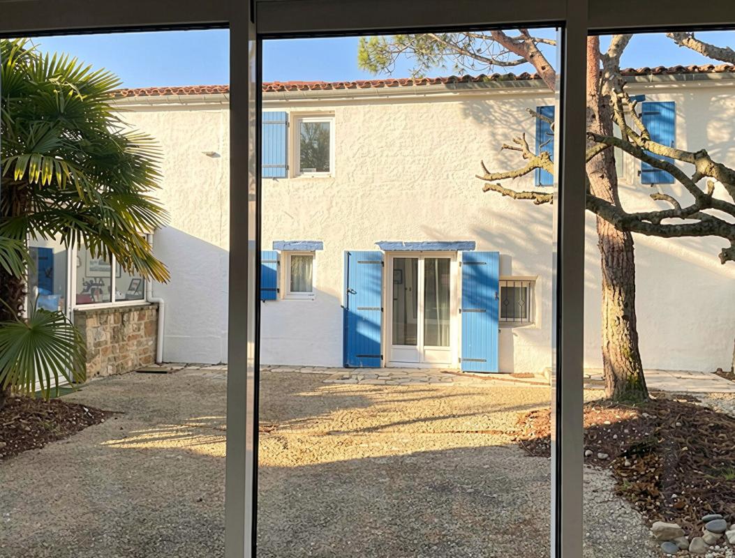 BENON Charentaise d'exception - 260 m² de charme, volumes et caractère 15