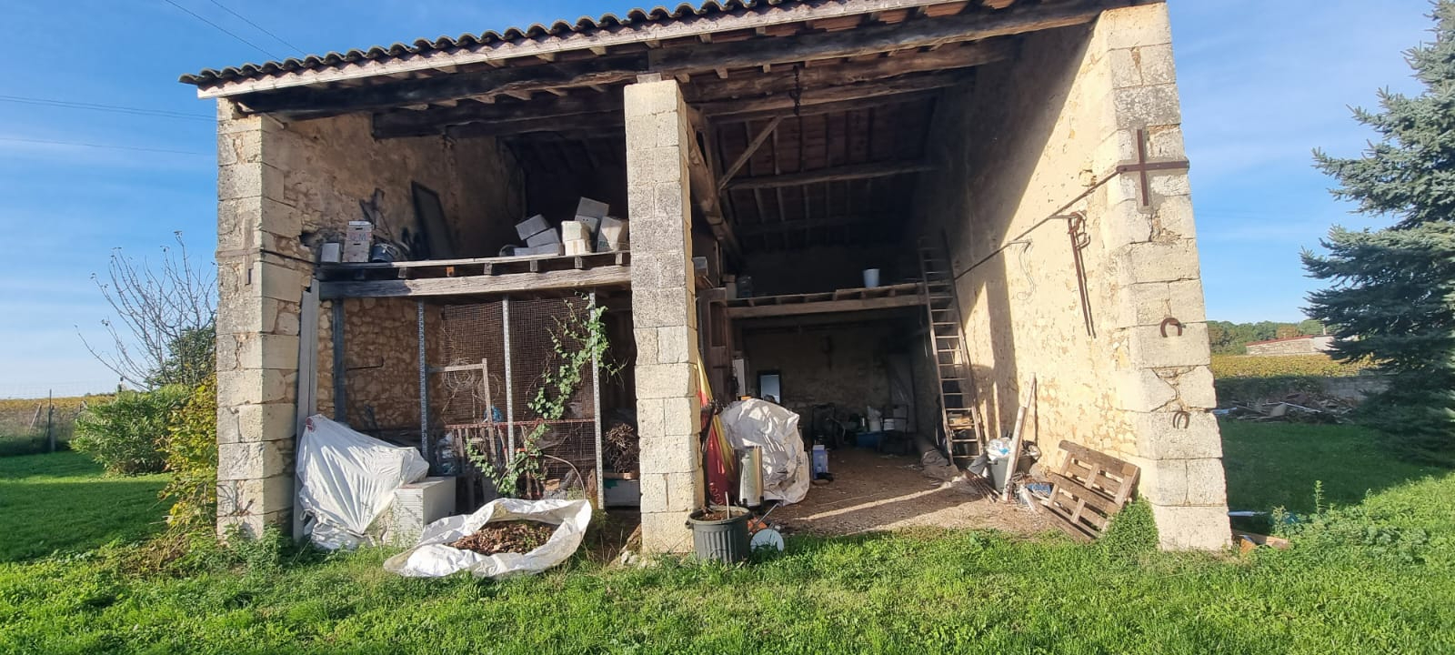 SAINT-SAUVEUR belle propriété de charme en pierres proche Pauillac 10 pièce(s) 299 m2 6