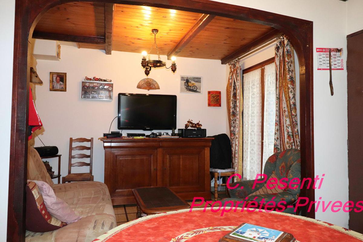 SAINT-THIBAULT-DES-VIGNES Maison Saint Thibault Des Vignes 3 pièce(s) 57 m2 sur s/Sol total 6