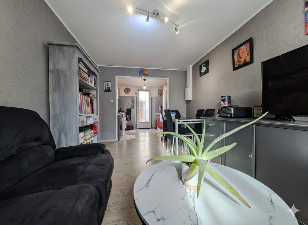 LA LONDE-LES-MAURES STOP AFFAIRE T3 44m² Centre ville LA LONDE 175000 11