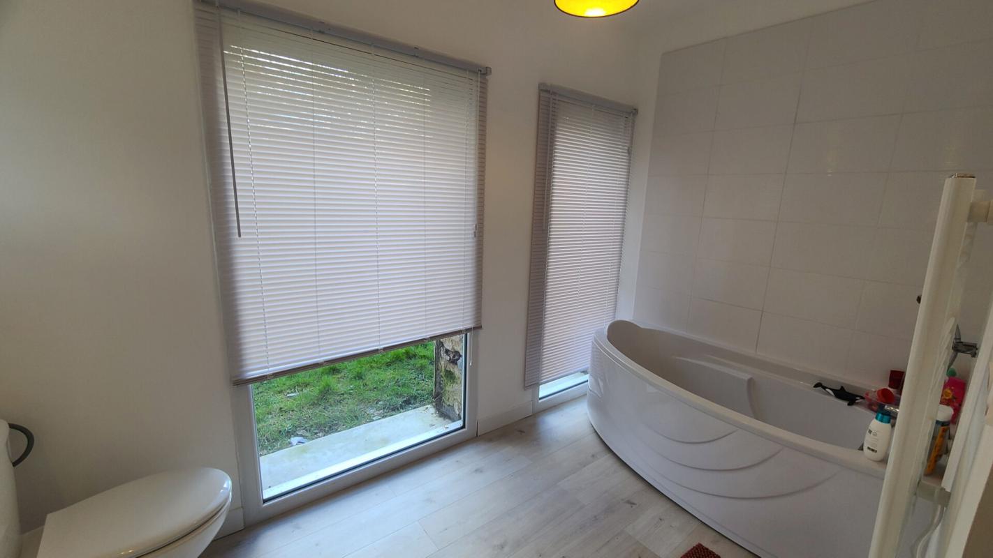 PLOUEZOC'H Maison Plouézoc'h 5 pièce(s) 124 m2 10