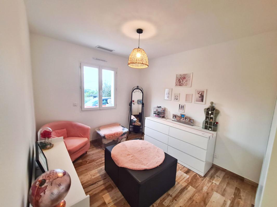 SIX-FOURS-LES-PLAGES VILLA DE PLAIN PIED- LE BRUSC 8