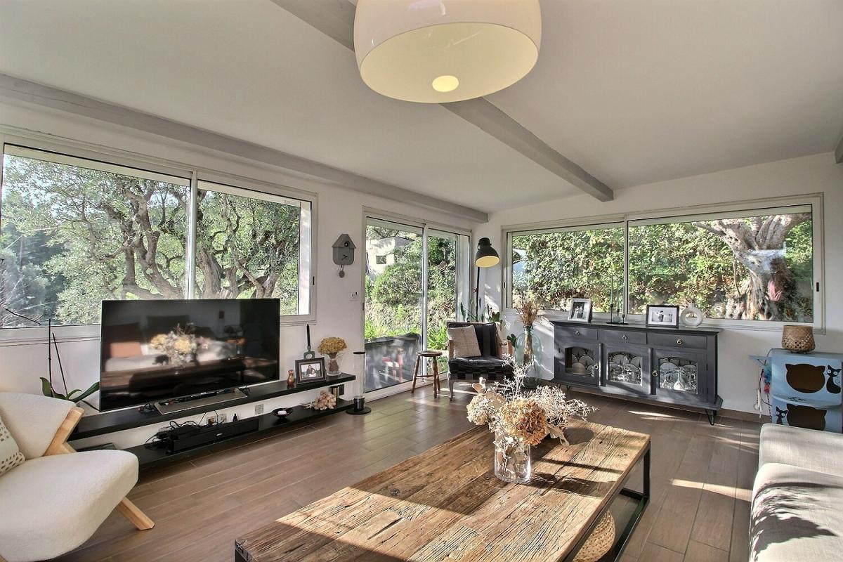 LE BEAUSSET Maison Le Beausset 5 pièce(s) 105 m2 2