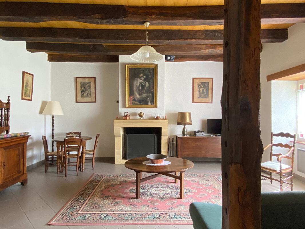 SAINT-AVIT-RIVIERE Ensemble périgourdin authentique avec deux gîtes, piscine et 5,3 hectares 8