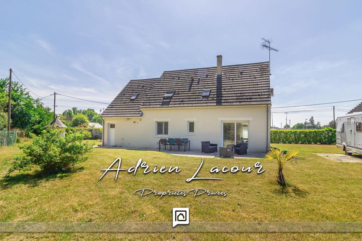 PRUNIERS-EN-SOLOGNE Maison Pruniers En Sologne 7 pièce(s) 107 m2 18