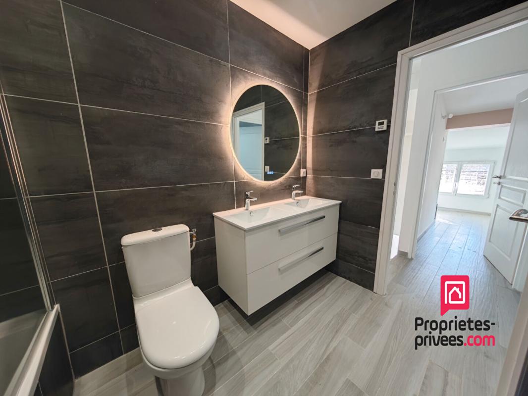 VIDAUBAN Appartement  3 pièces DUPLEX 60 m2- ASCENSEUR 9