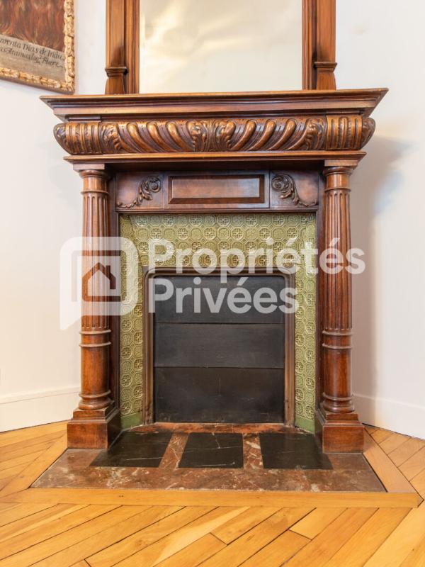 PARIS-15E-ARRONDISSEMENT Appartement  4 pièce(s) 88,69 m2 dans un bel immeuble haussmannien, quartier Convention 9