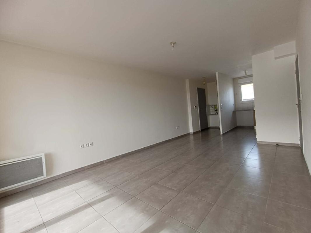 ISTRES Appartement Istres 3 pièce(s) 60 m2 + Terrasse ET 2 parkings 8