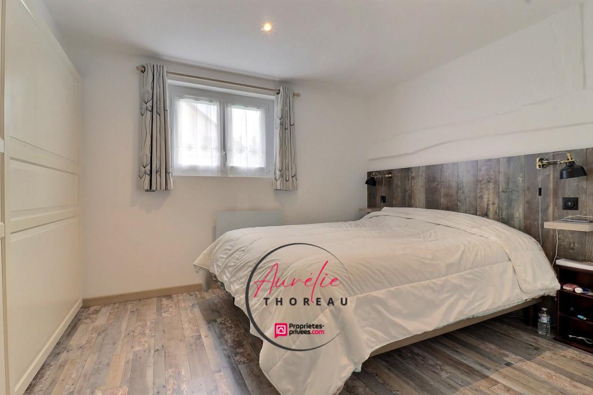 COURCY-AUX-LOGES Maison de plain pied sur terrain clos 11