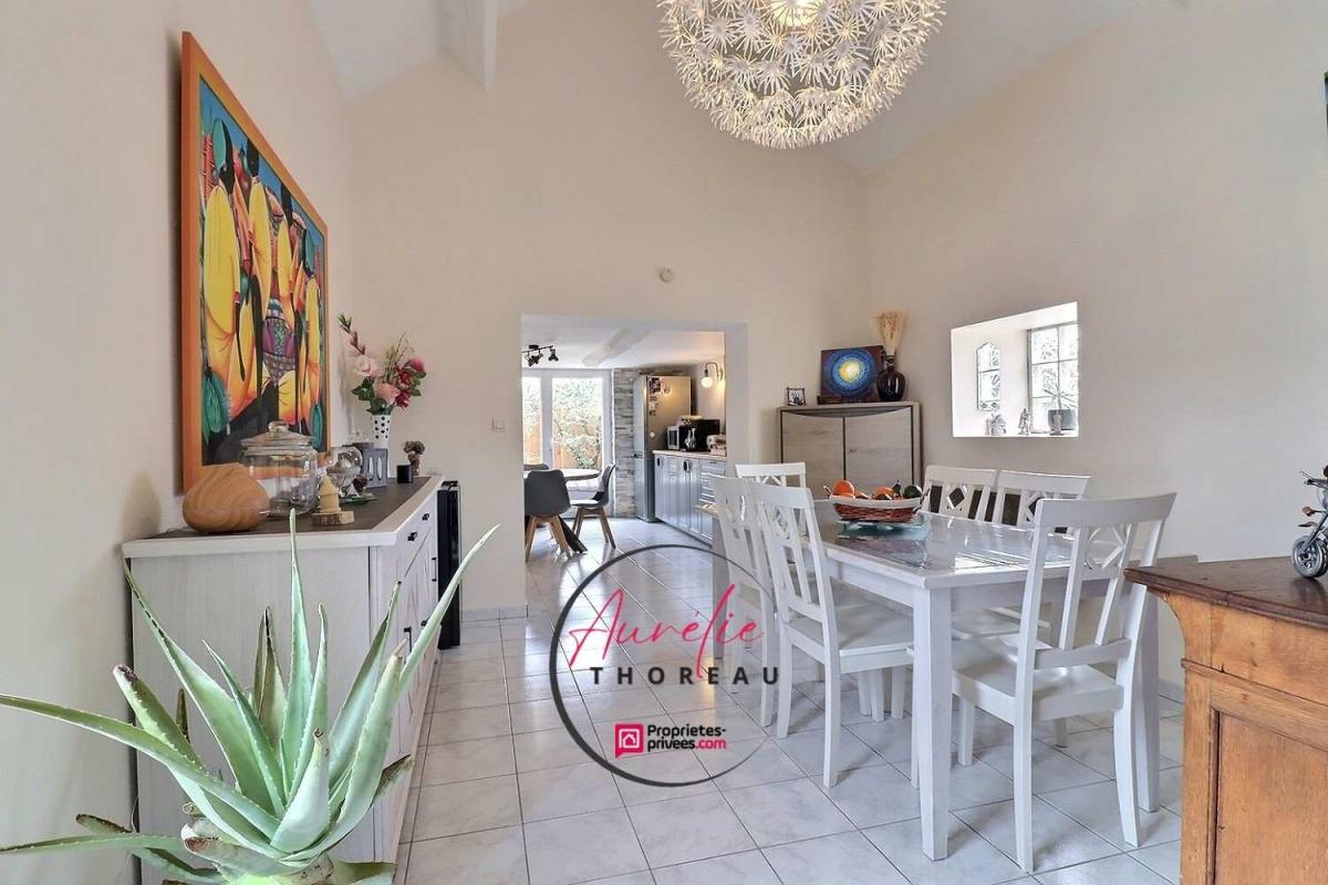 COURCY-AUX-LOGES Maison de plain pied sur terrain clos 7