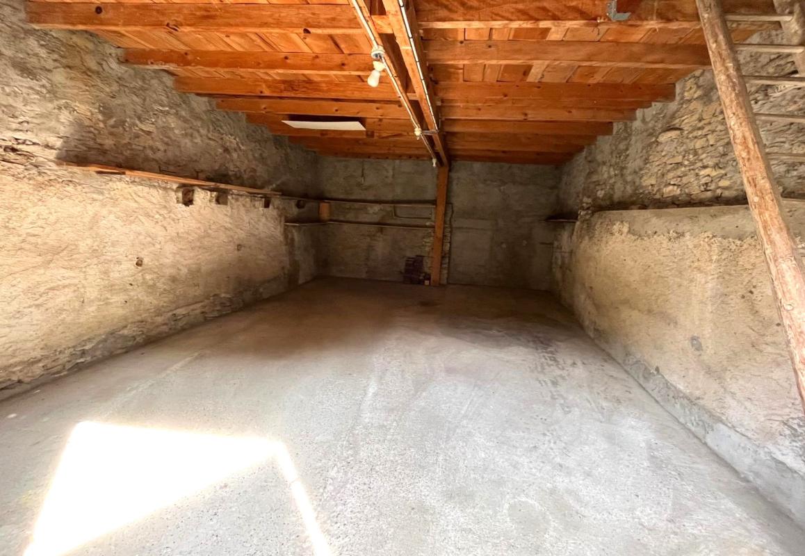 MONTFLEUR Ensemble immobilier à fort potentiel  sur 1,3 hectare 7