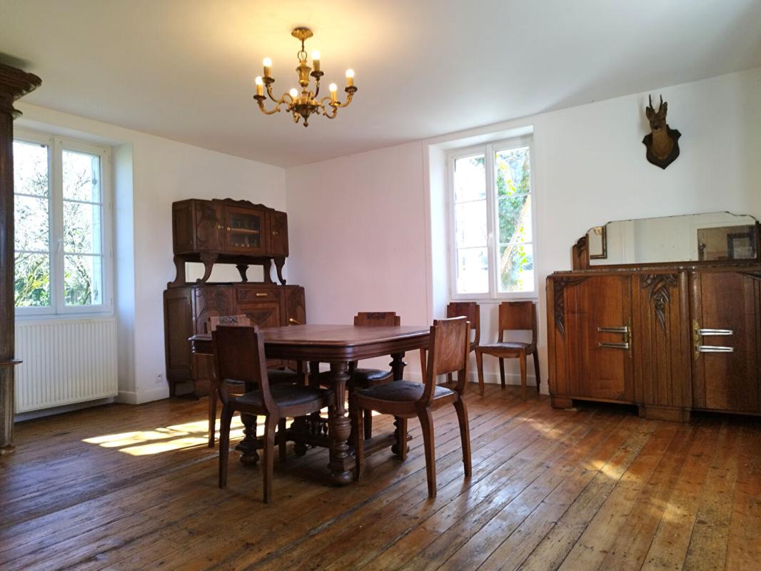 SAINTE-ORSE Maison de Bourg sur un terrain clos de 2365m² 6