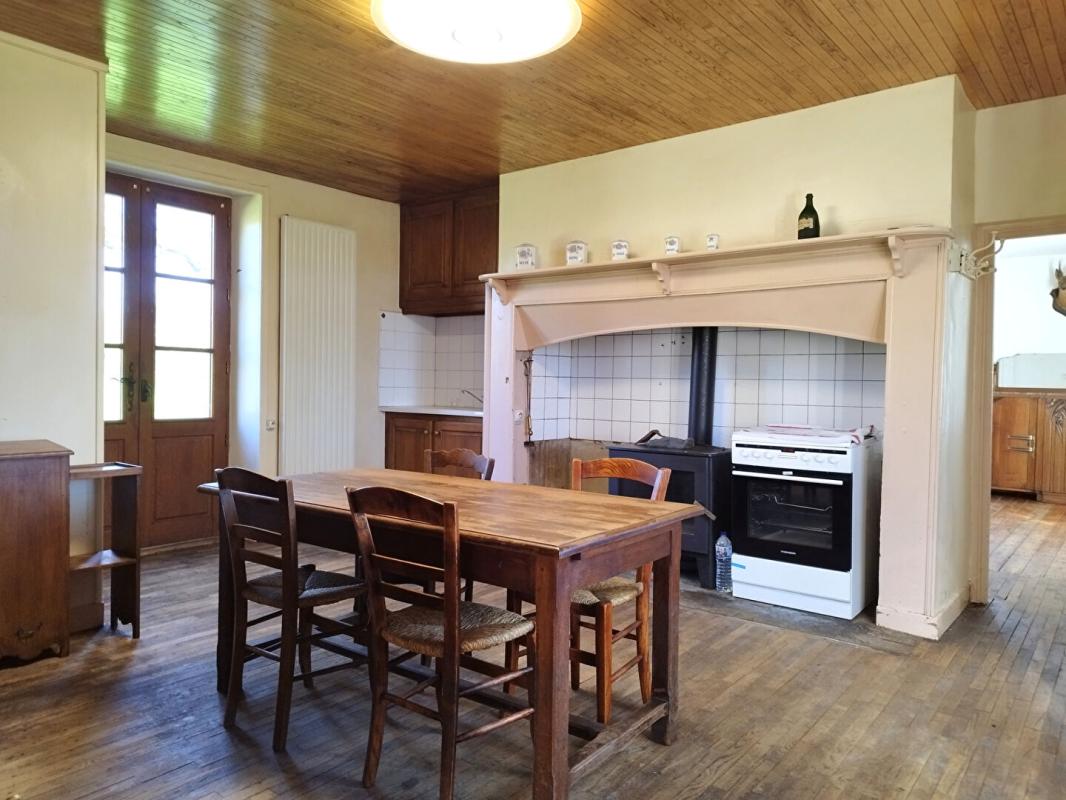 SAINTE-ORSE Maison de Bourg sur un terrain clos de 2365m² 7