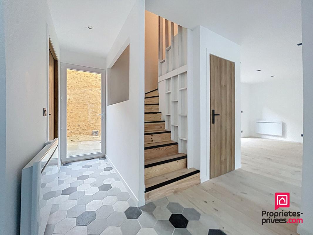 COURGAINS Maison de ville à Courgains 8 pièces 220 m2 5