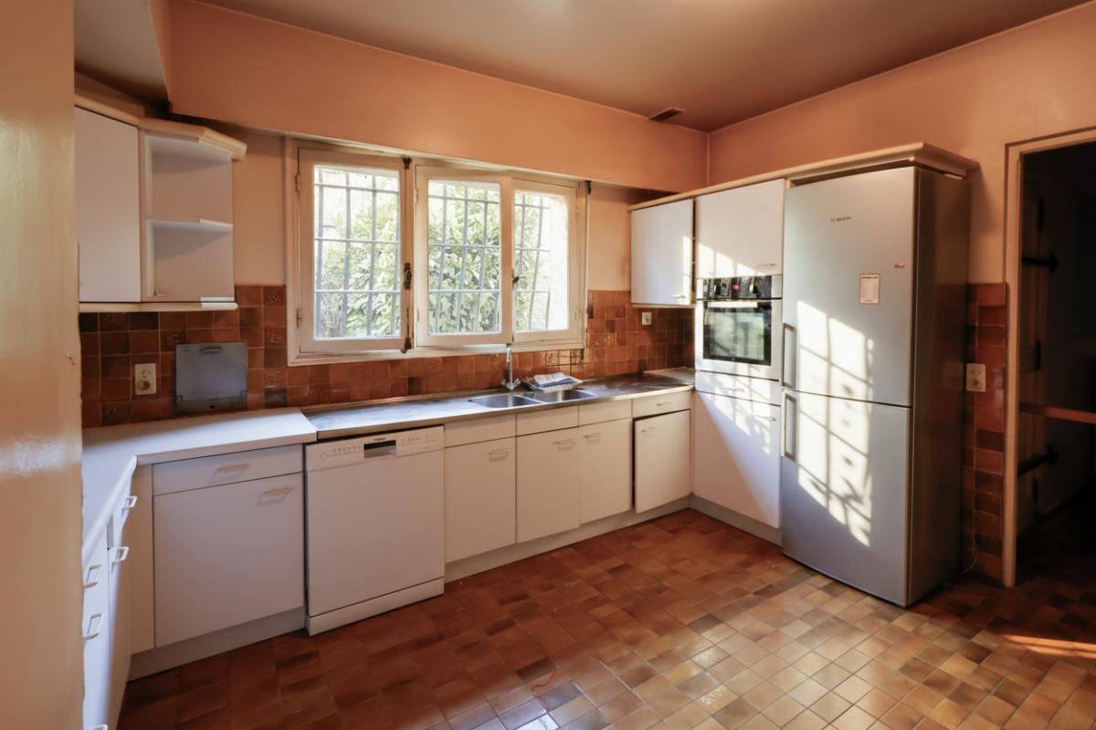 LE CANNET Villa Le Cannet 9 pièce(s) 446 m2 piscine 4