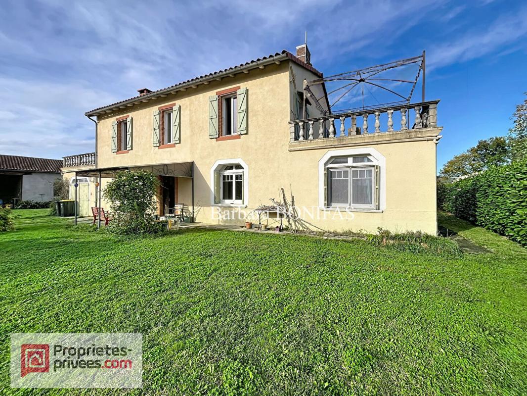 SAINT-SULPICE-LA-POINTE Maison 8 pièces 200 m2 17