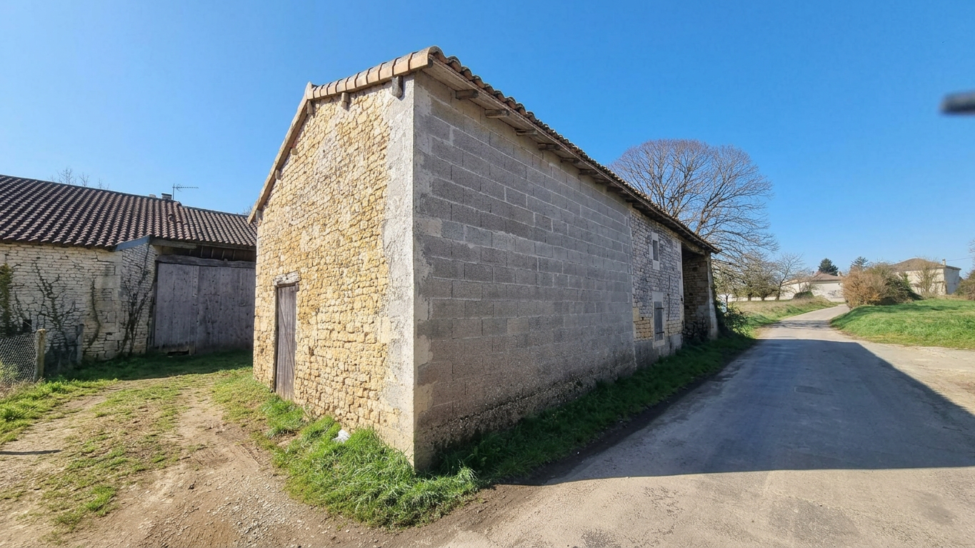 HANC Maison, un étage, 5 pièces, dépendances et grand terrain  Valdelaume (79) 13