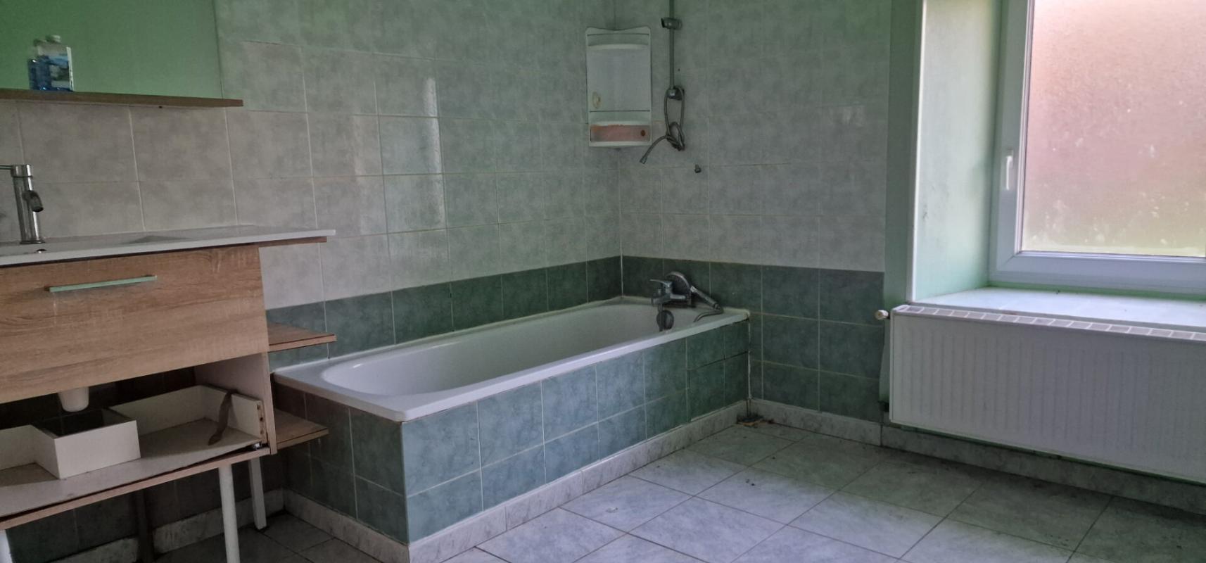 HANC Maison de village  5 pièces avec dépendances et grand terrain  Valdelaume (79) 7