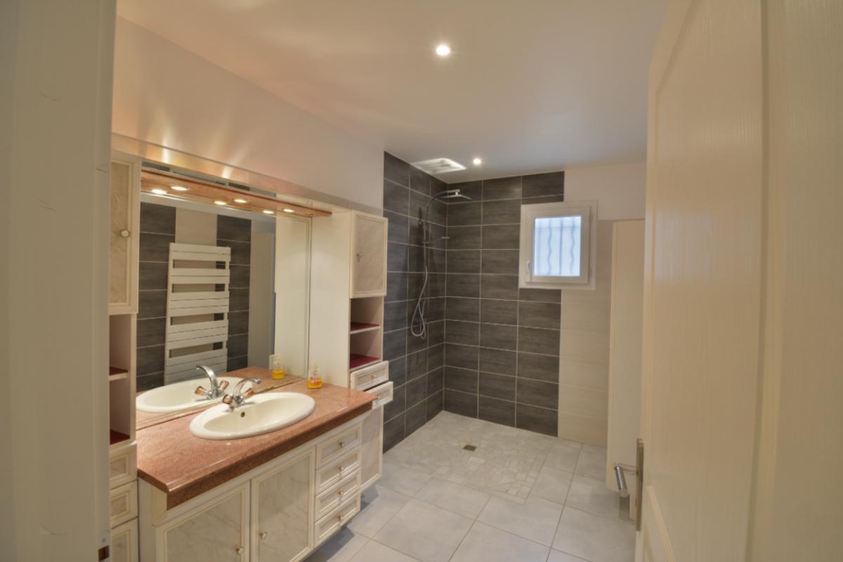 LABEAUME Maison Labeaume 5 pièce(s) 96 m2 13