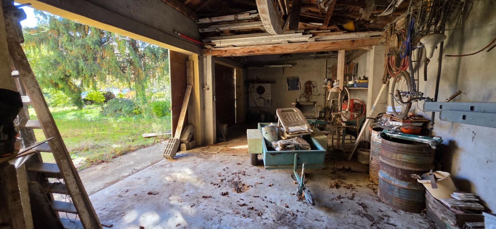 LALEVADE-D'ARDECHE Maison de 163 m2 avec appartement indépendant et Entrepôt de 90 m² 14