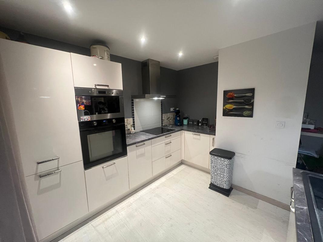 PORTES-LES-VALENCE Appartement Portes Les Valence 3 pièce(s) 67 m2 5