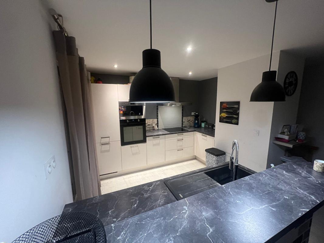 PORTES-LES-VALENCE Appartement Portes Les Valence 3 pièce(s) 67 m2 6