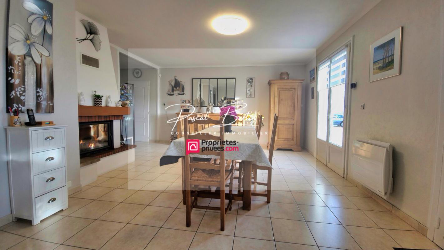 LONGEVILLE-SUR-MER Maison Longeville Sur Mer  6 pièce(s) 122 m2 4