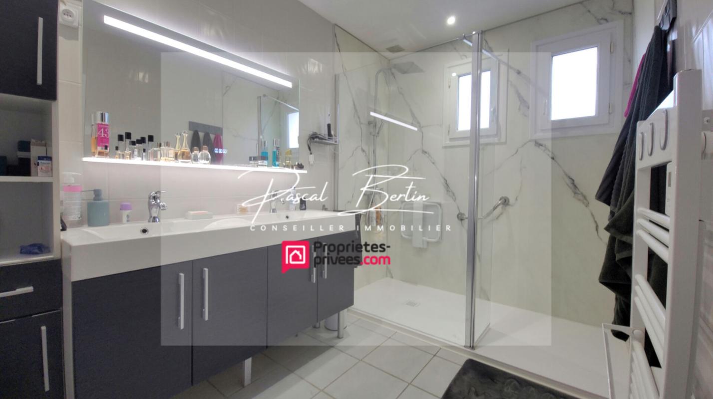 LONGEVILLE-SUR-MER Maison Longeville Sur Mer  6 pièce(s) 122 m2 8