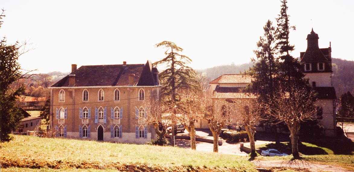 SALIES-DE-BEARN Maison Gîtes possible Crédit vendeur 12
