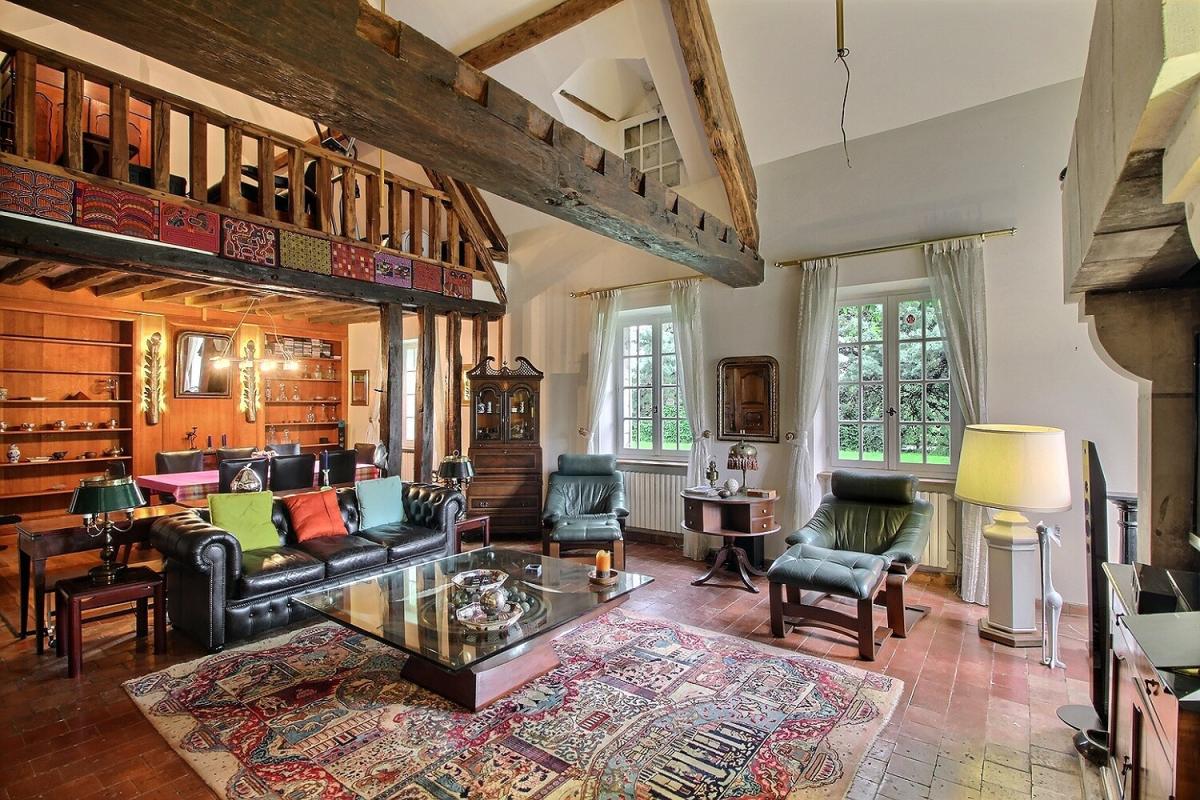 VIEILLES-MAISONS-SUR-JOUDRY Maison Vieilles Maisons Sur Joudry 11 pièce(s) 310 m2 6