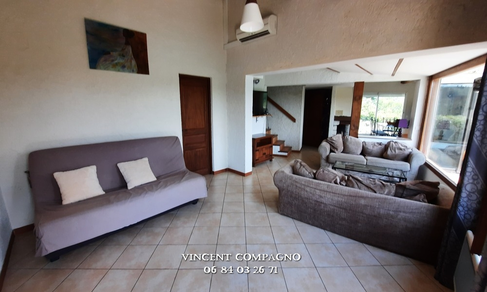 ESPARRON-DE-VERDON Villa en Provence au bord du Lac d'Esparron de Verdon 12