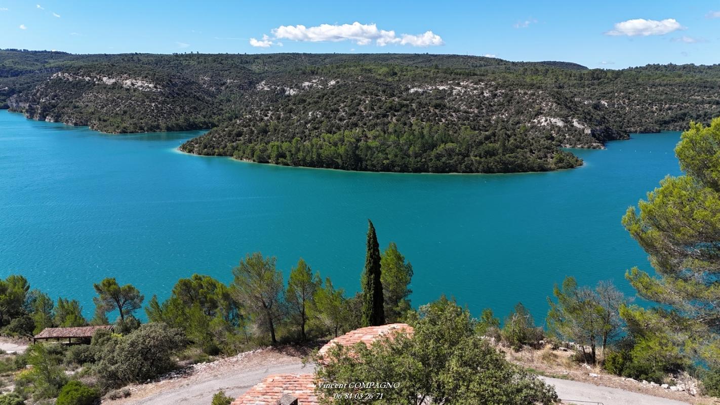 ESPARRON-DE-VERDON Villa en Provence au bord du Lac d'Esparron de Verdon 4