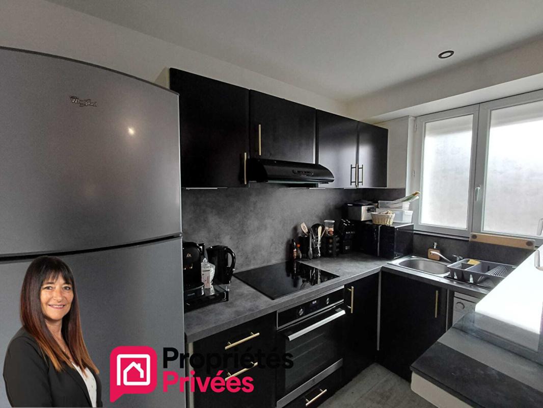 LE COTEAU LE COTEAU,  joli appartement T3 avec terrasse 4