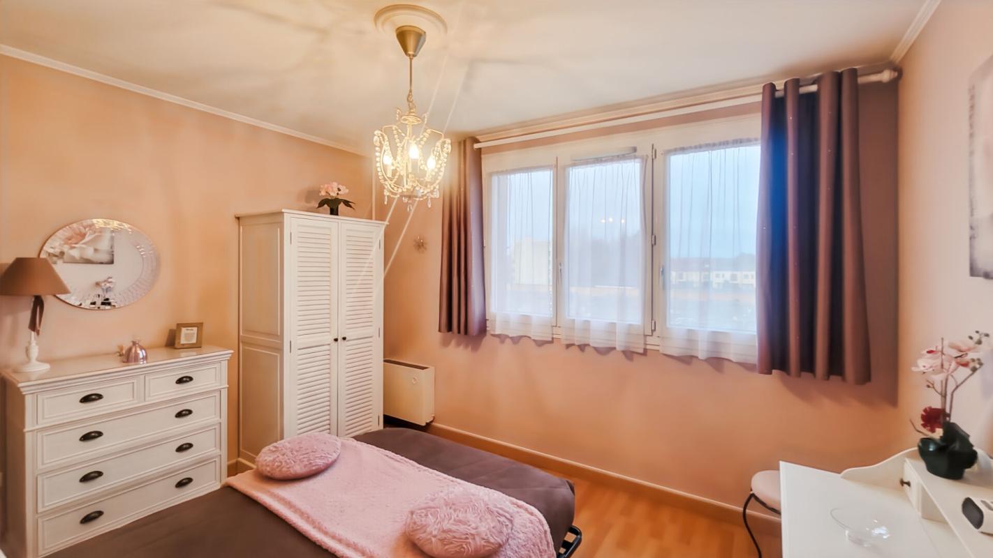 BROU-SUR-CHANTEREINE Appartement 4 pièces 73 m2 sans aucun vis-à-vis 8