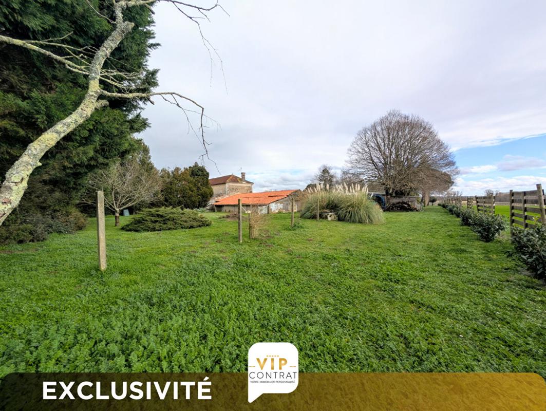 MOSNAC GARANTIE PROTEC+ 12 MOIS INCLUS - Maison 8 pièces 16