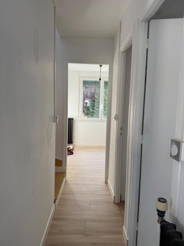 BOIS-GUILLAUME Maison 5 pièce(s) 94 m2 entièrement rénovée à Bois-Guillaume - 365 000  DPE D 18