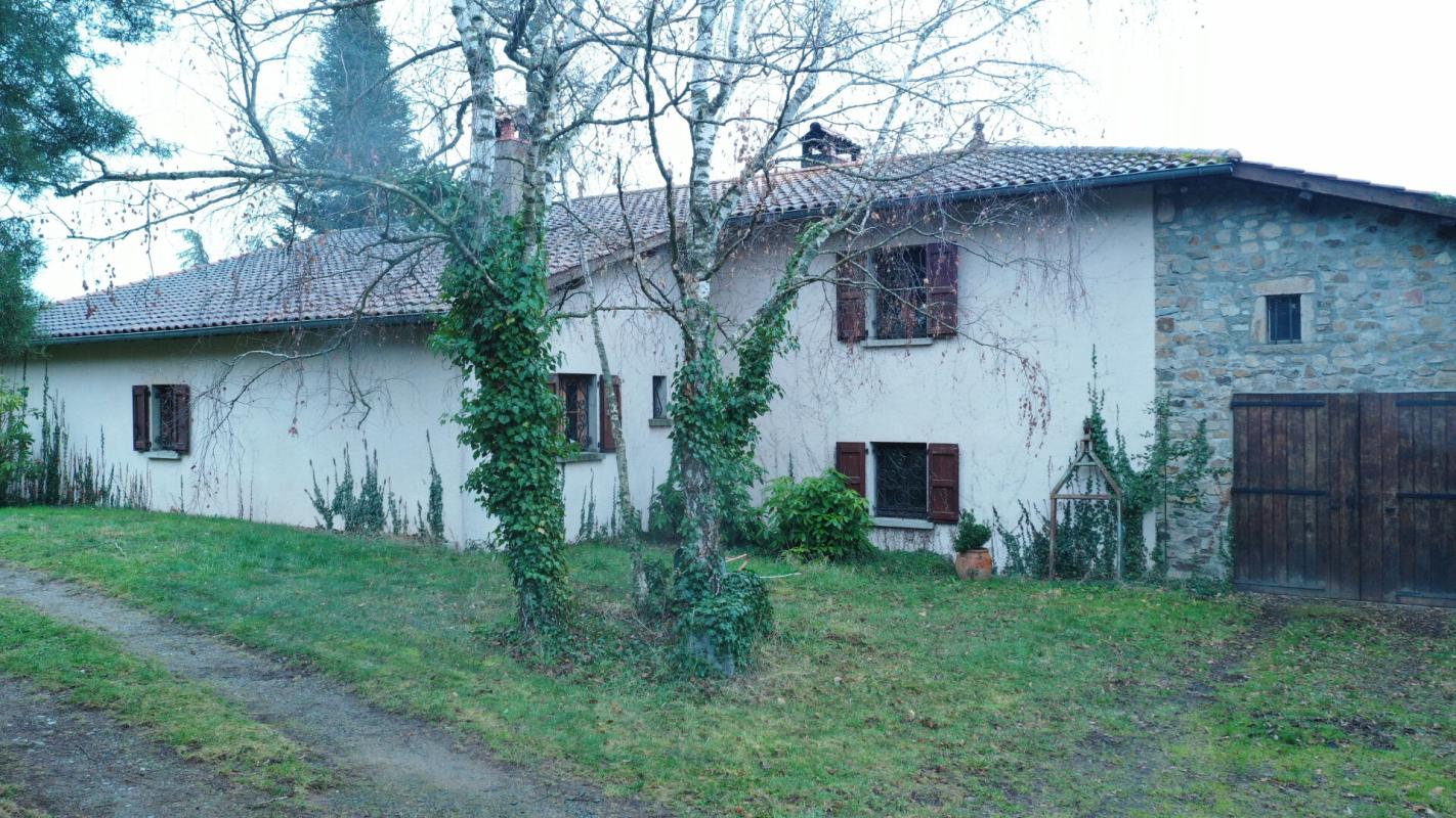SAINT-SIXTE Demeure de caractère de près de 195 m² d'histoire sur un parc clos de 1,5 hectare 3