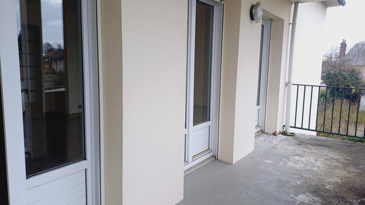 NOYON APPARTEMENT T3 9