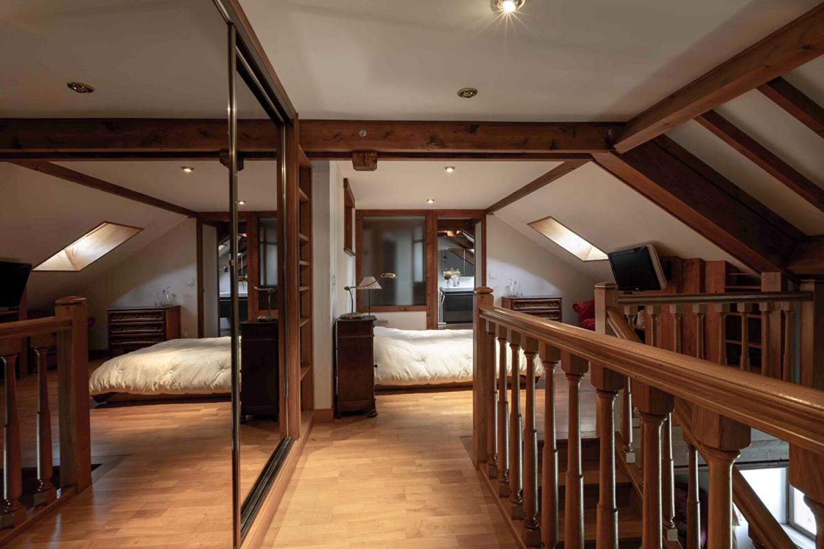 LE FIED LE FIED (39) - Propriété 10 pièce(s) - 413 m2 + 187m² de dépendances à aménager 16