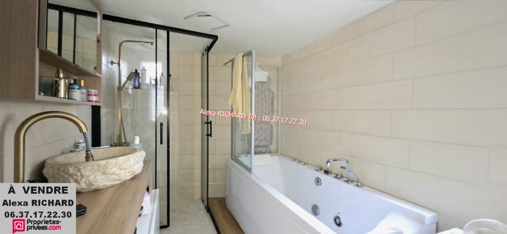 GROSSOEUVRE Maison a vendre GROSSOEUVRE  de plain pied  5 pièces 10