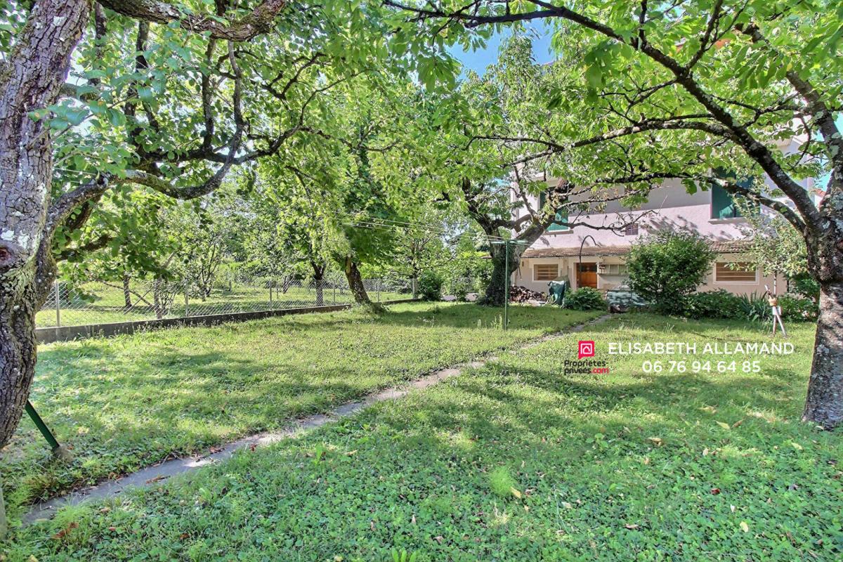 CHAMBERY Quartier Bissy, Maison de 1939 , sur un terrain de 378m2, surface habitable près de 150m2 9