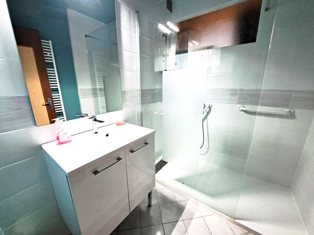 MONTIGNAC-CHARENTE Maison de plain pied 110m2 - 4 chambres à Montignac Charente 7