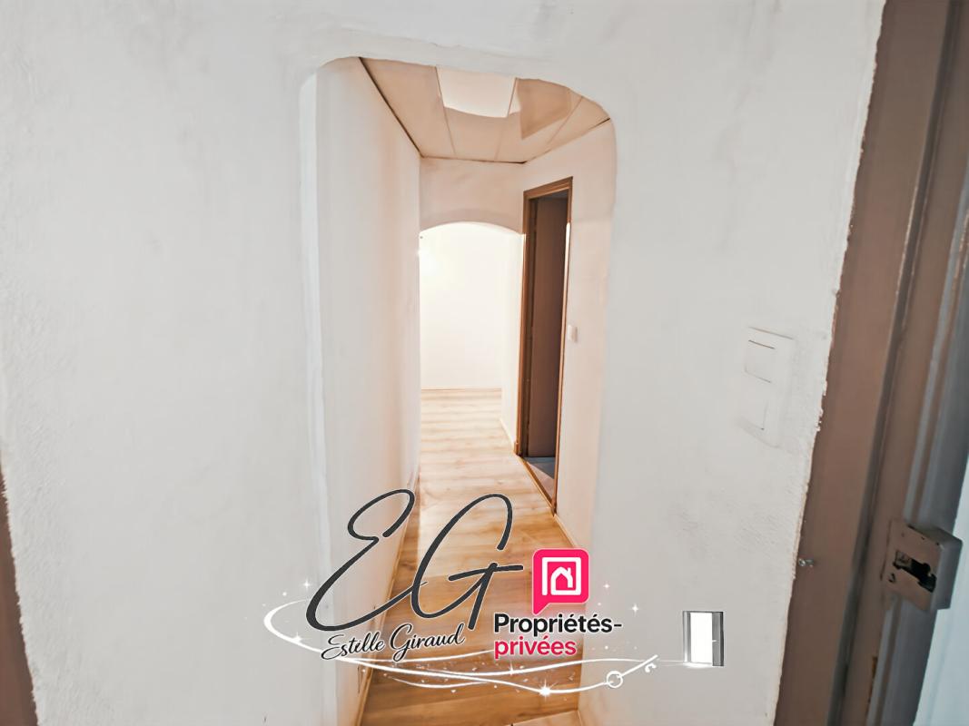 CAUNES-MINERVOIS Maison Caunes Minervois, 2 chambres, cour, terrasse 10