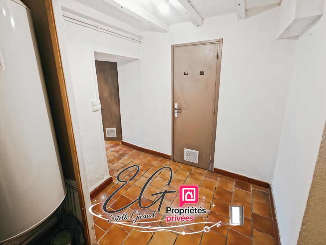 CAUNES-MINERVOIS Maison Caunes Minervois, 2 chambres, cour, terrasse 6