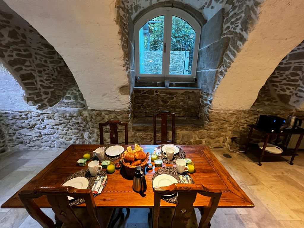 MIREPOIX Maison de caractère Mirepoix 11 pièce(s) 400m2 16