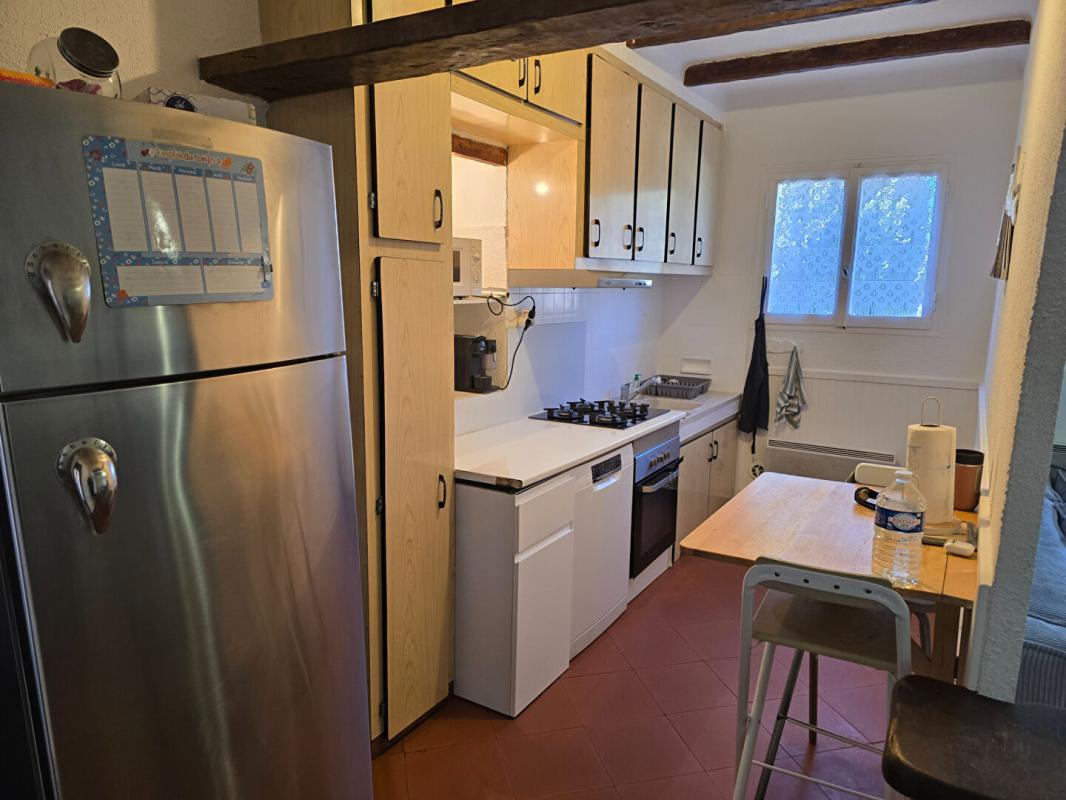 LE MUY Maison d'environ 200 m² - Gros potentiel investisseurs ou grande famille 14